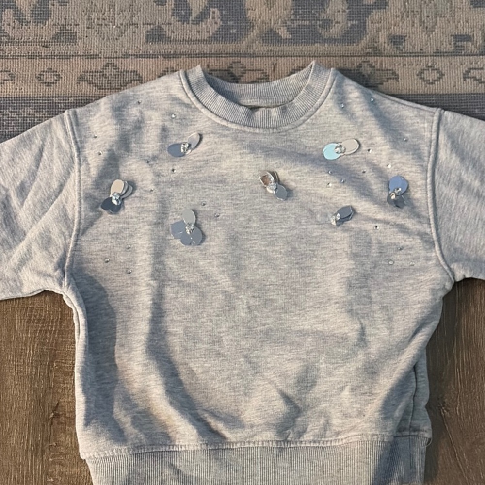 Girls' Gray Sequin Accent Sweatshirt - Brand Unspecified